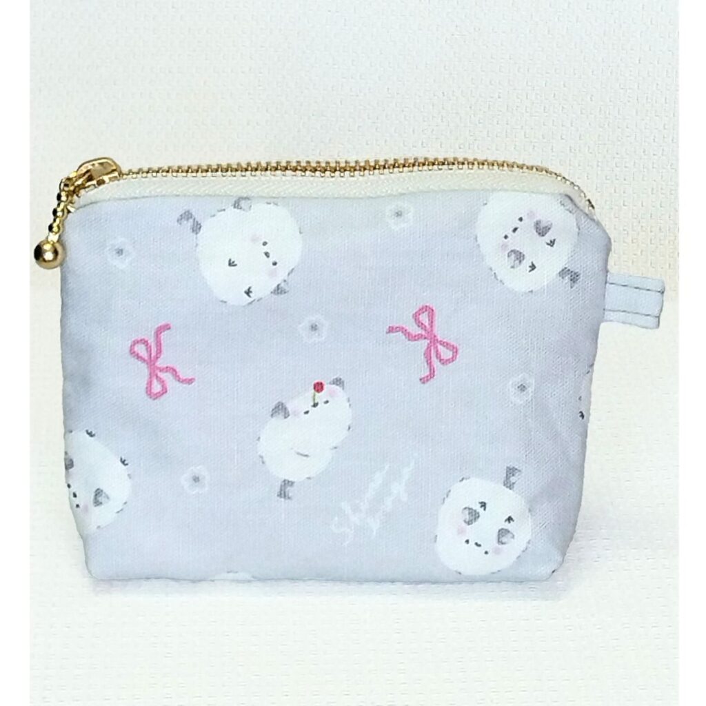 16cmのファスナーポーチのシマエナガ柄